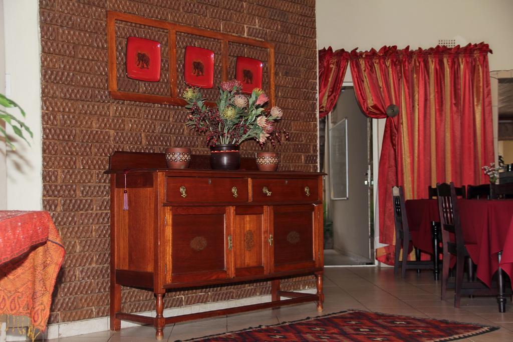 Rustenburg Guesthouse Eksteriør billede